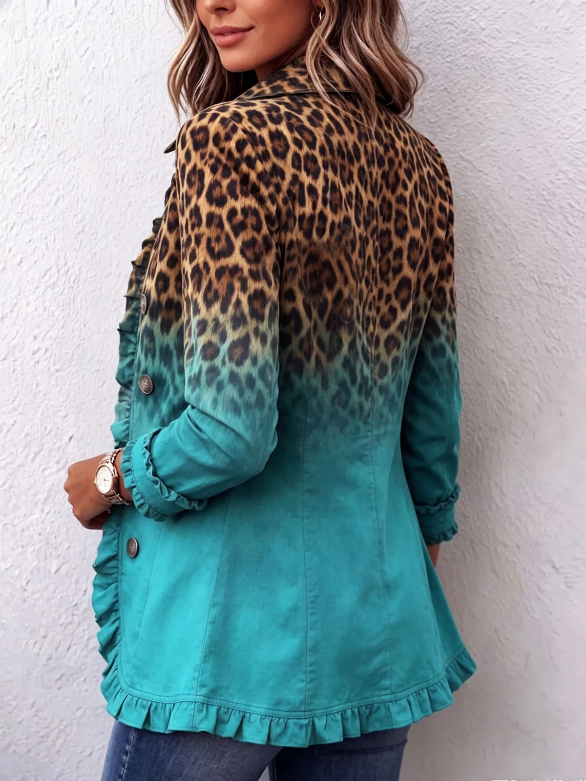 Elizabeth | Chaqueta tipo blazer con volantes y efecto degradado de leopardo