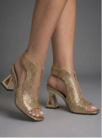 Adriana | Elegantes sandalias trenzadas
