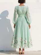 Teresa | Vestido midi floral verde claro
